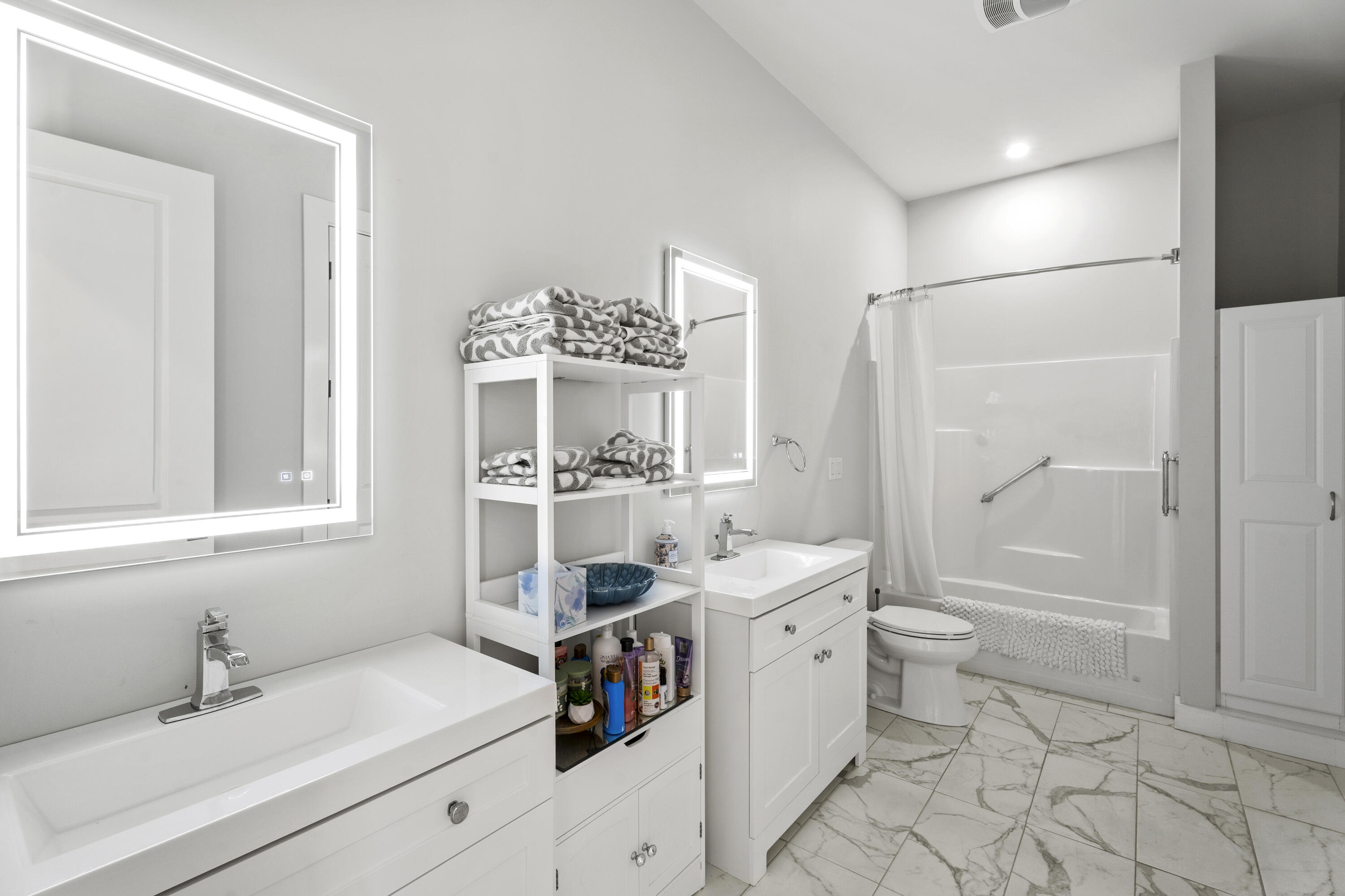 29 Navy Street Searsport ME 04974