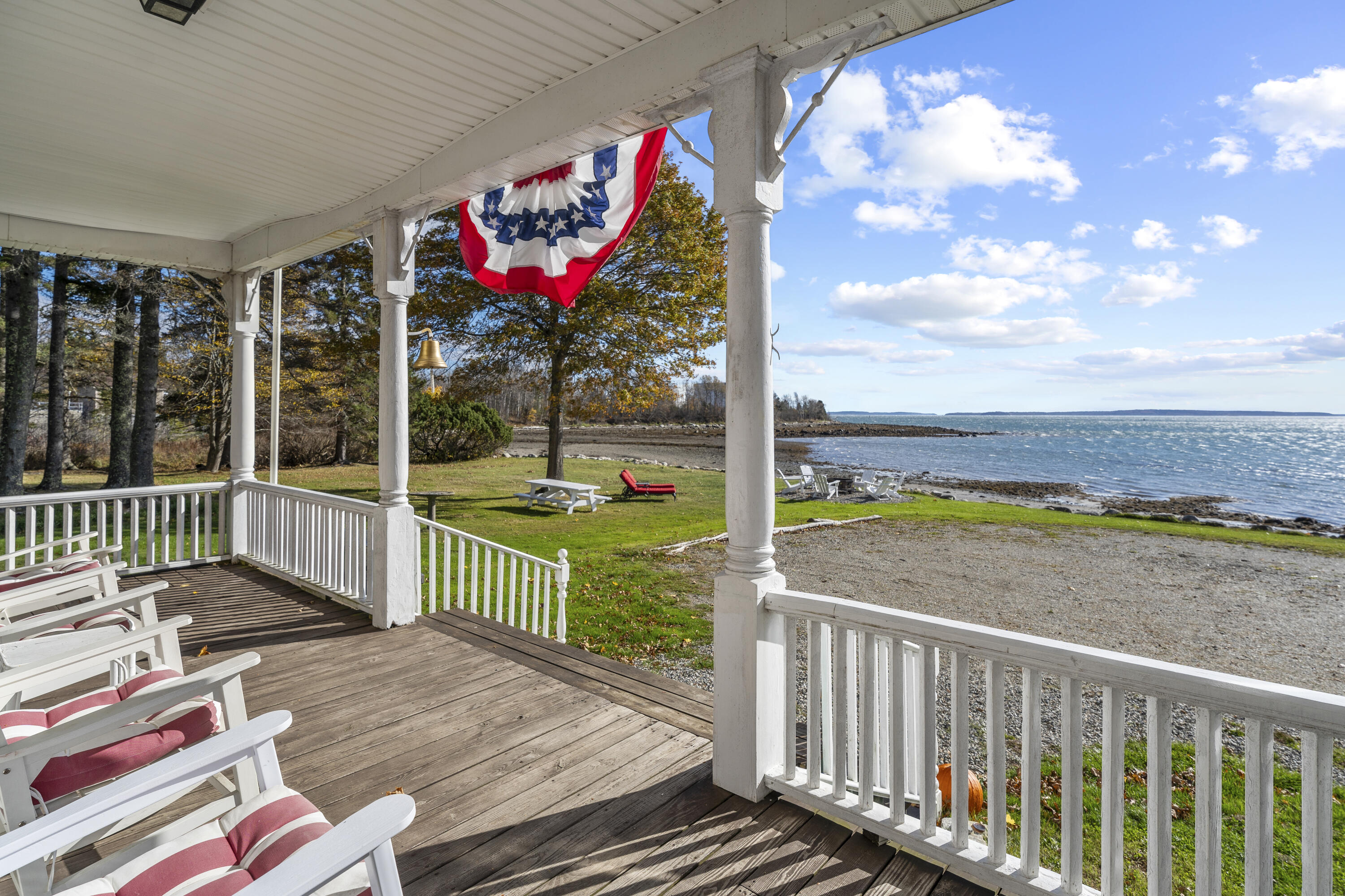 29 Navy Street Searsport ME 04974