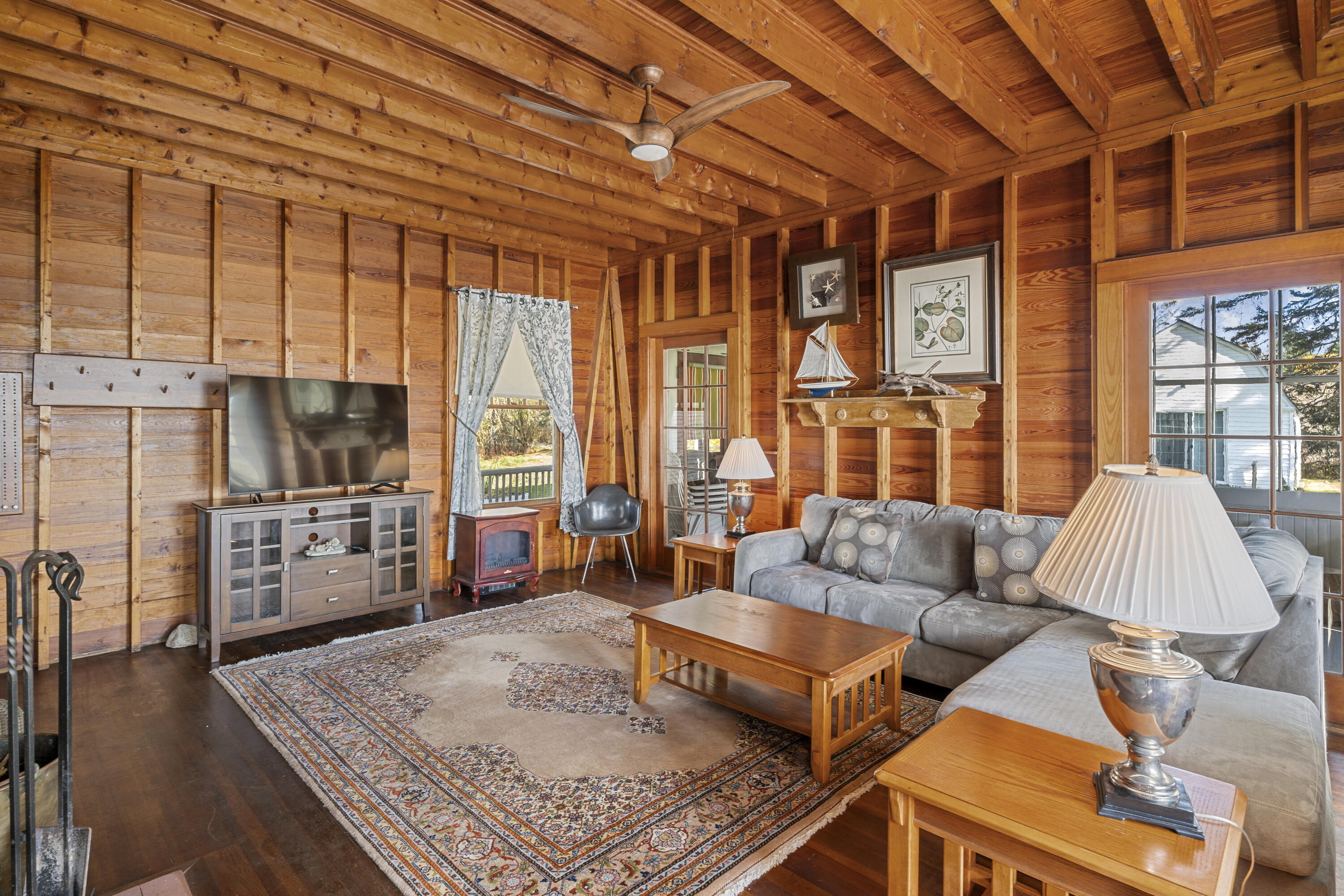 29 Navy Street Searsport ME 04974