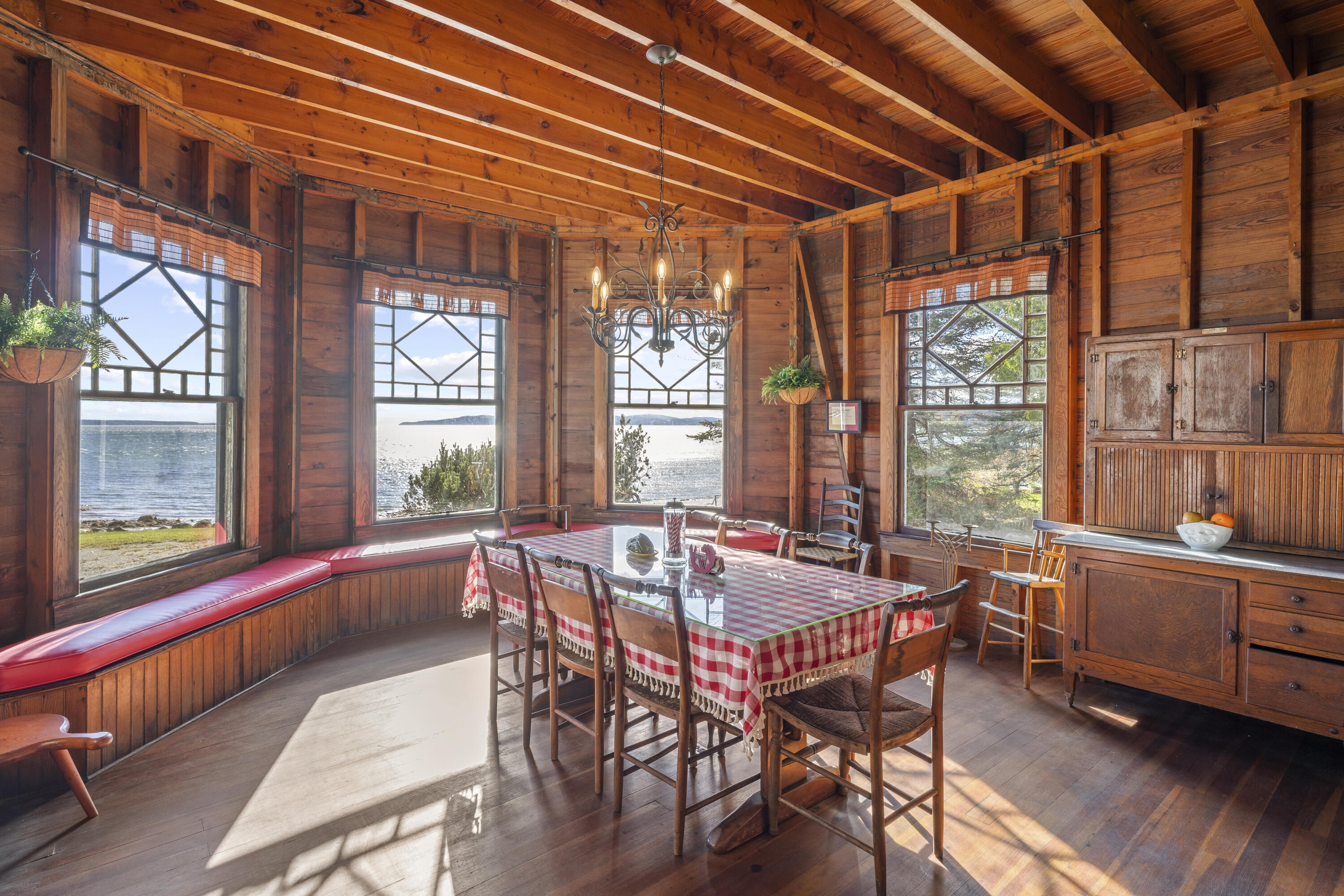 29 Navy Street Searsport ME 04974