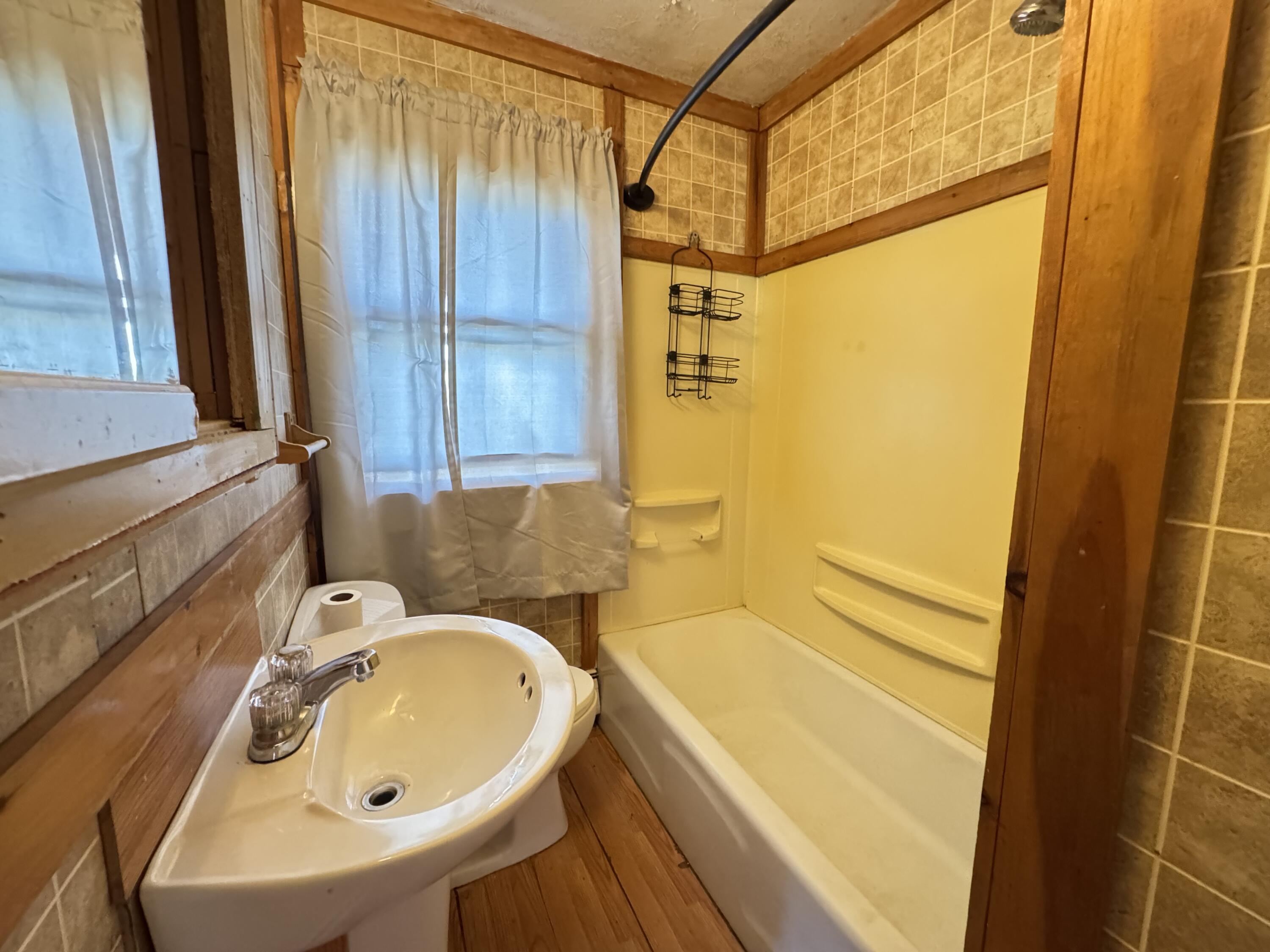 1207 Main Street Lincoln ME 04457