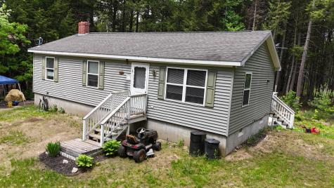 32 Callahan Road Oxford ME 04270