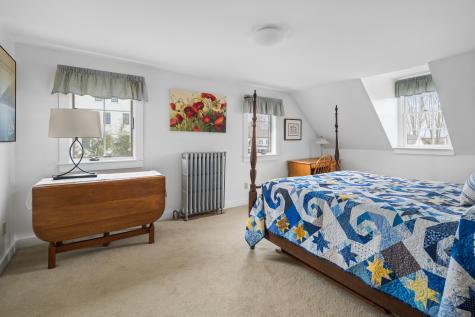 27 Academy Street South Berwick ME 03908