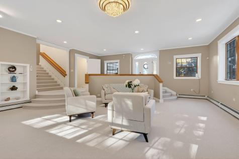 31 Old Blue Point Road Scarborough ME 04074