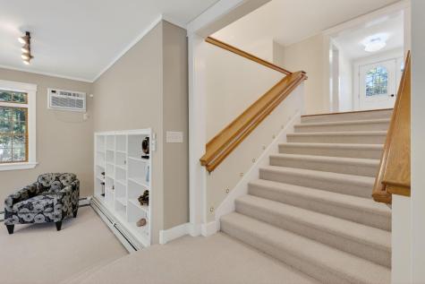 31 Old Blue Point Road Scarborough ME 04074