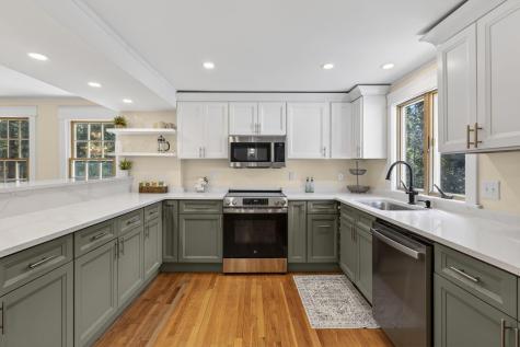 31 Old Blue Point Road Scarborough ME 04074