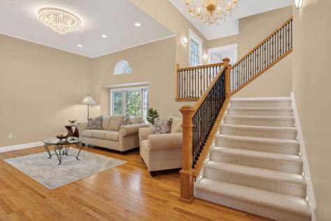 31 Old Blue Point Road Scarborough ME 04074