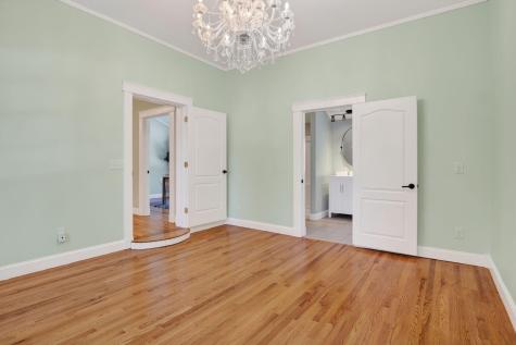 31 Old Blue Point Road Scarborough ME 04074