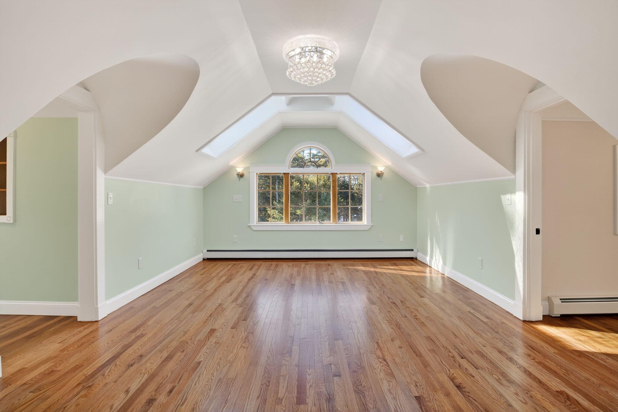 31 Old Blue Point Road Scarborough ME 04074