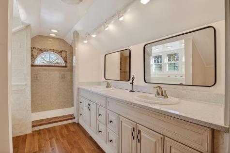 31 Old Blue Point Road Scarborough ME 04074