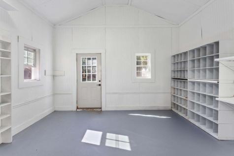 31 Old Blue Point Road Scarborough ME 04074