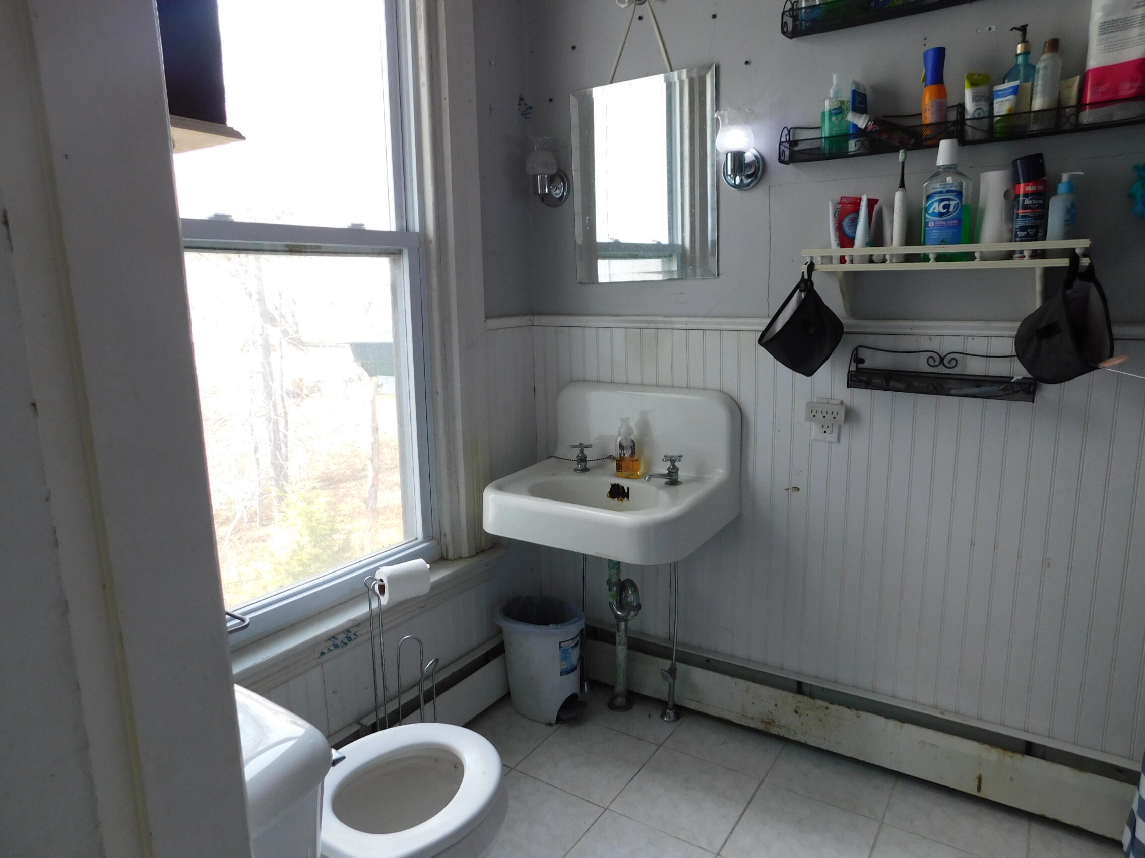 37 Elm Street Skowhegan ME 04976