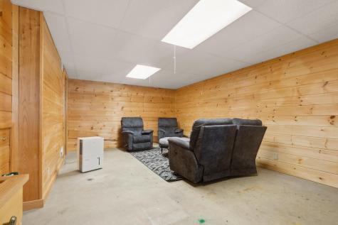 517 Shelton Trail Rangeley Plt ME 04970