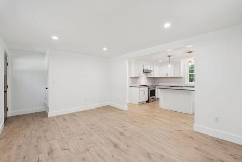 43 Skillin Road Cumberland ME 04021