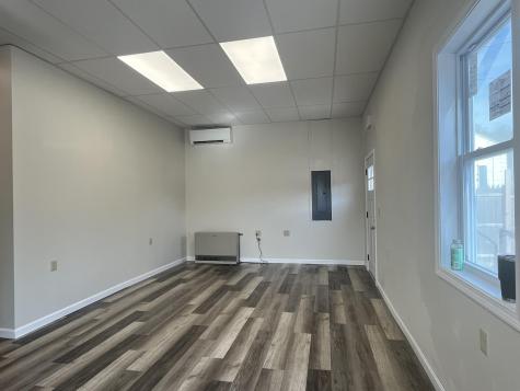 10 W Bates Street Auburn ME 04210