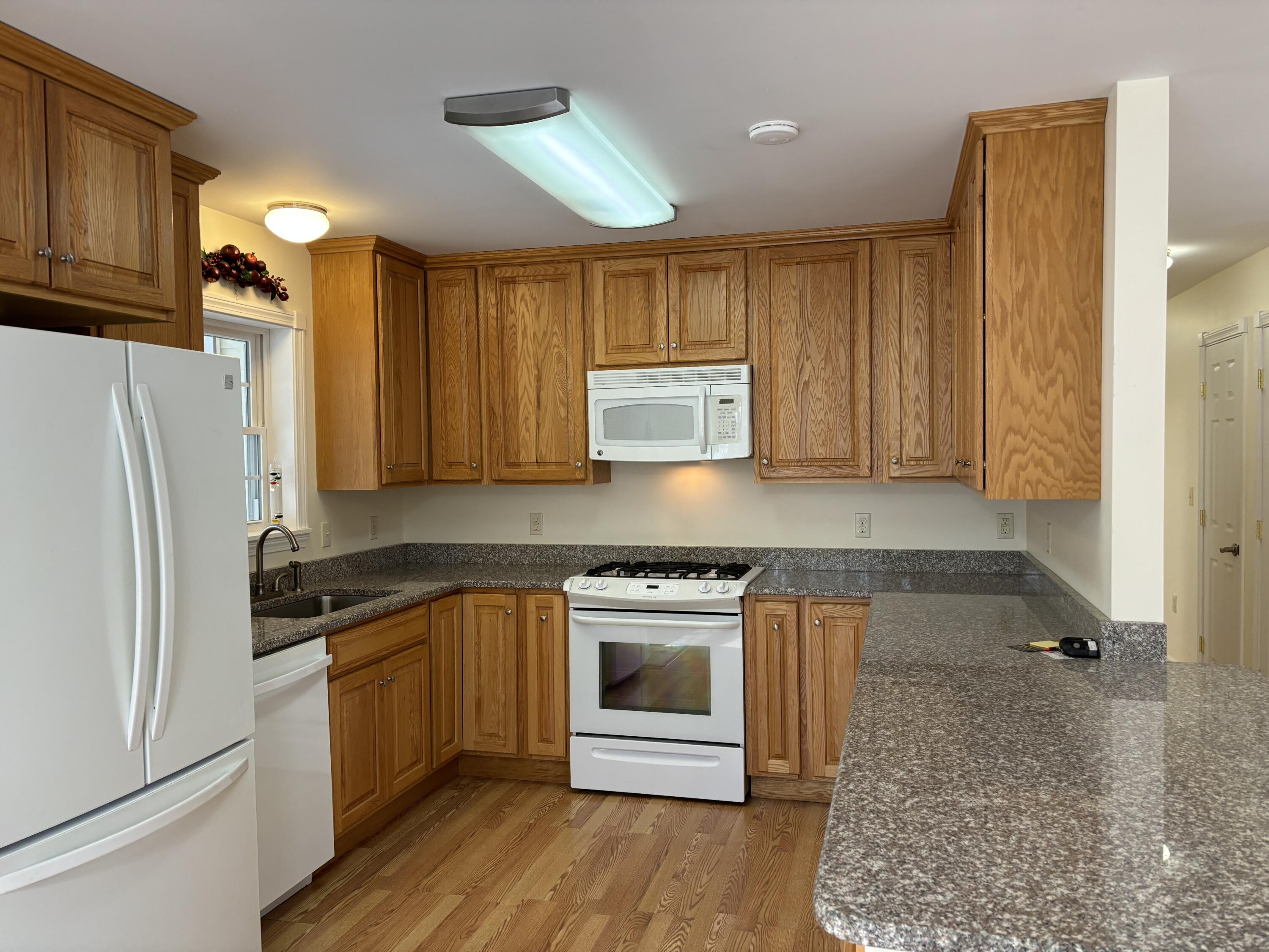 26 Old Nutt Farm Road Rockport ME 04856