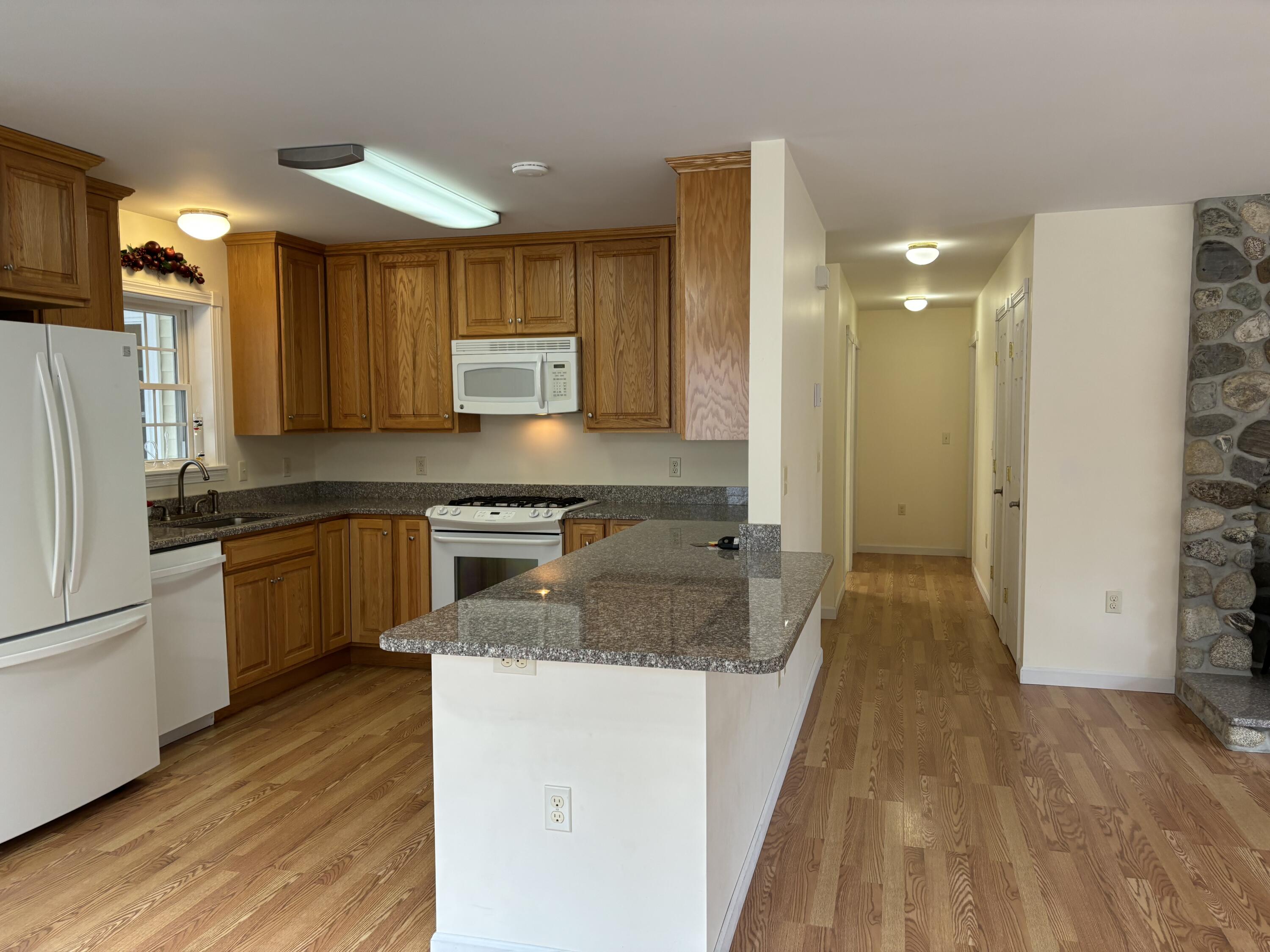 26 Old Nutt Farm Road Rockport ME 04856