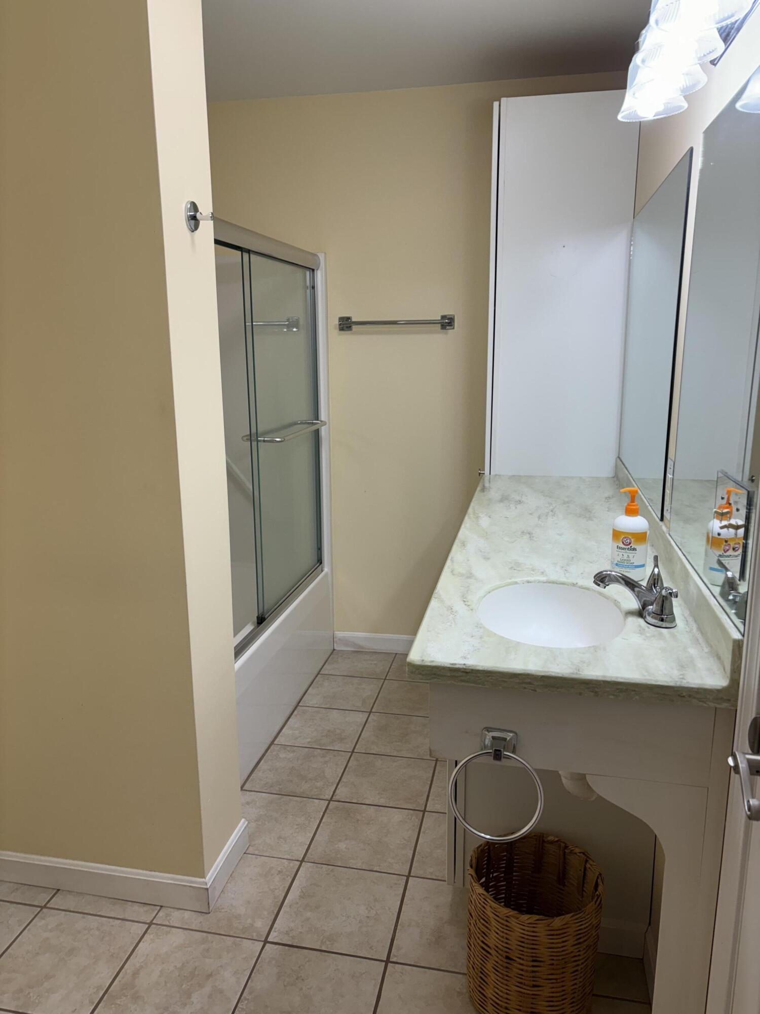 26 Old Nutt Farm Road Rockport ME 04856