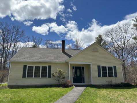 26 Old Nutt Farm Road Rockport ME 04856