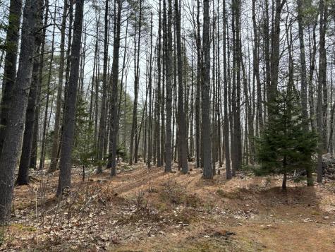 26 Old Nutt Farm Road Rockport ME 04856