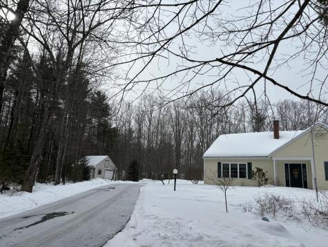 26 Old Nutt Farm Road Rockport ME 04856