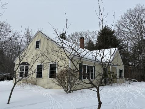 26 Old Nutt Farm Road Rockport ME 04856