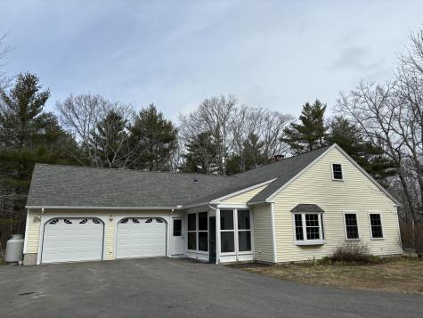 26 Old Nutt Farm Road Rockport ME 04856