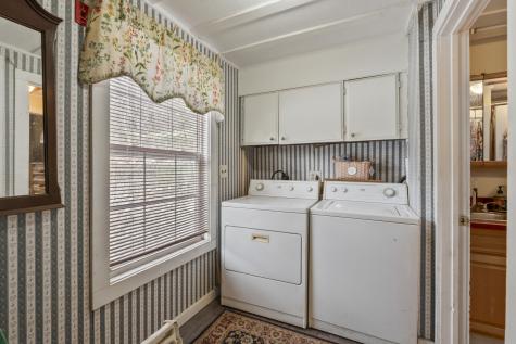 62 North Street Mechanic Falls ME 04256