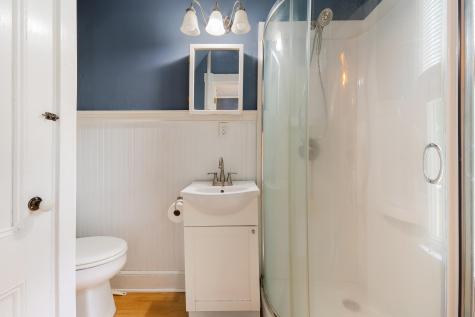 11 Center Street Richmond ME 04357