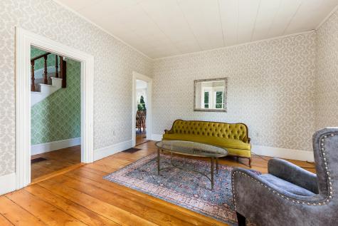 11 Center Street Richmond ME 04357