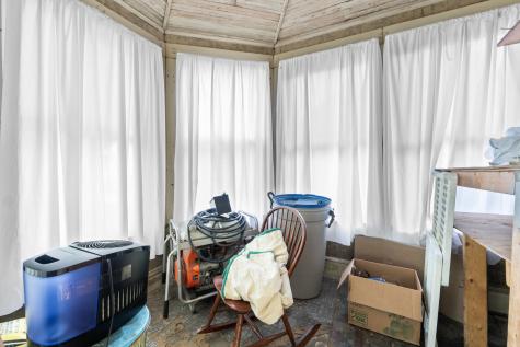 11 Center Street Richmond ME 04357