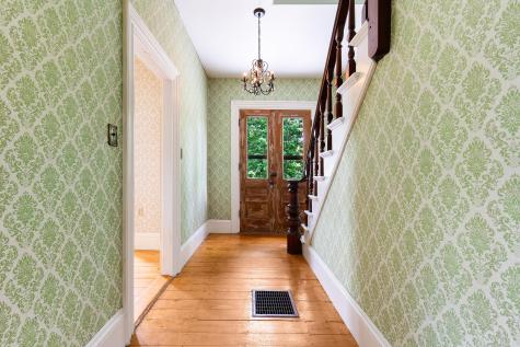 11 Center Street Richmond ME 04357