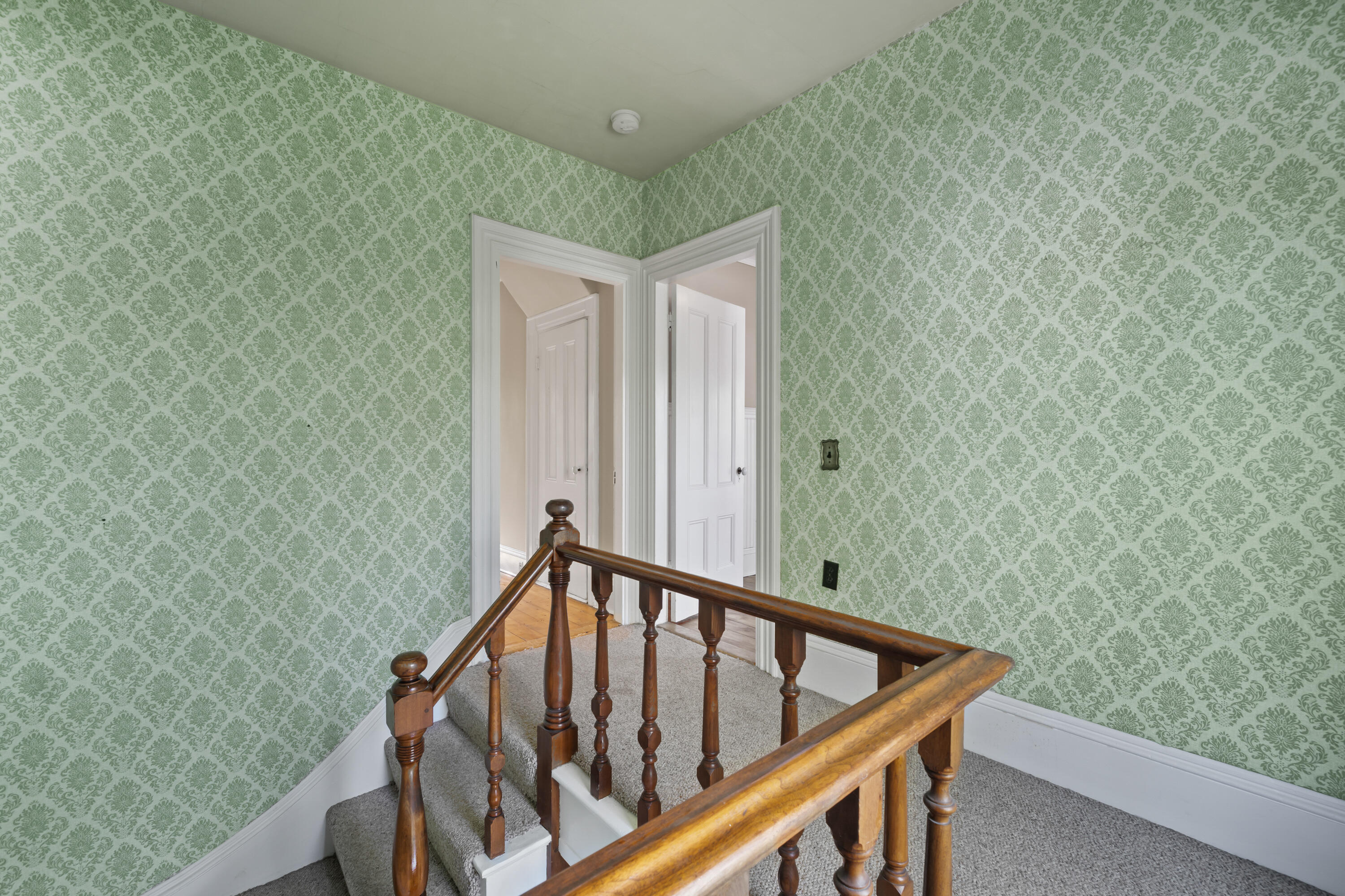 11 Center Street Richmond ME 04357