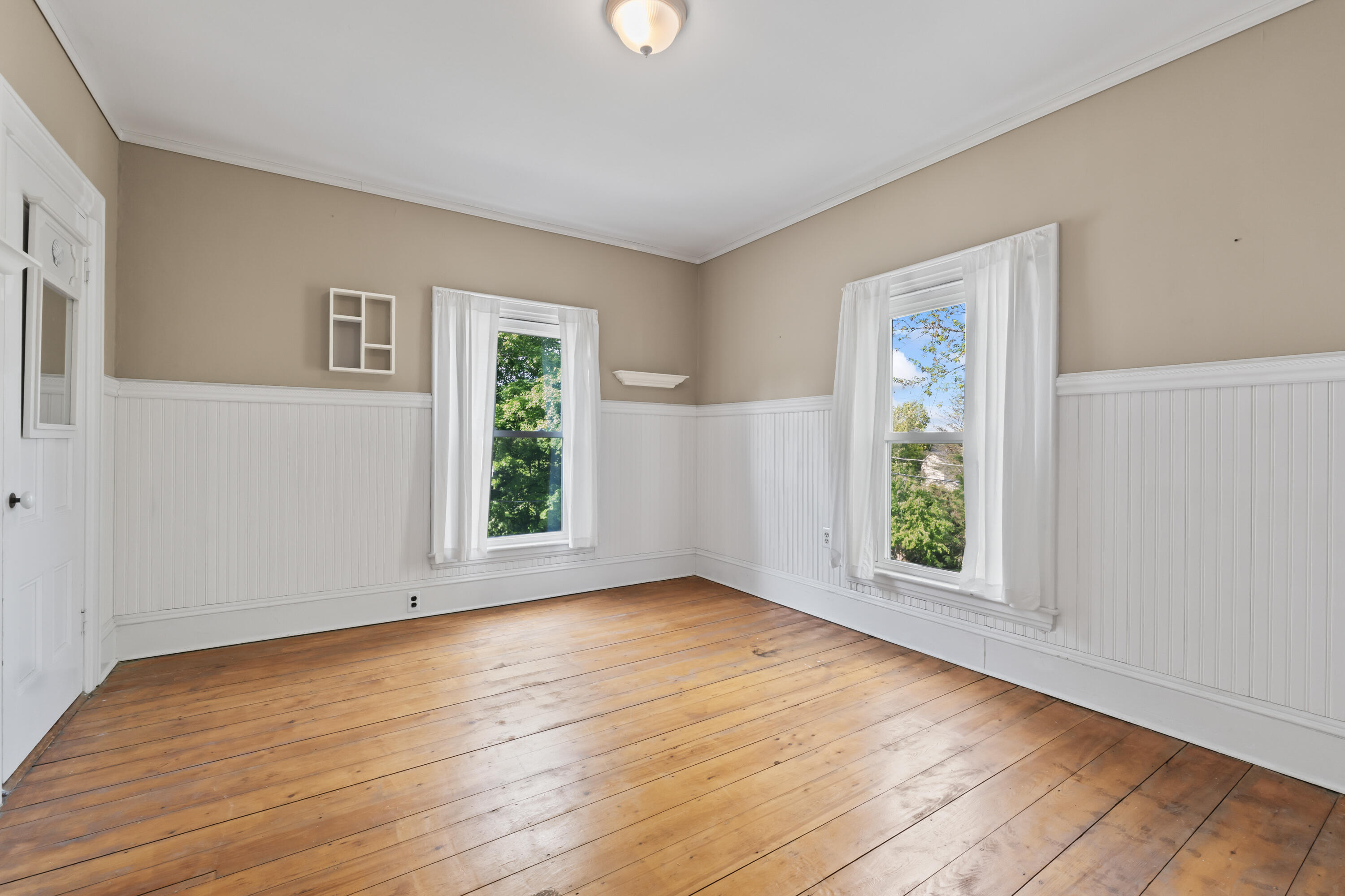 11 Center Street Richmond ME 04357