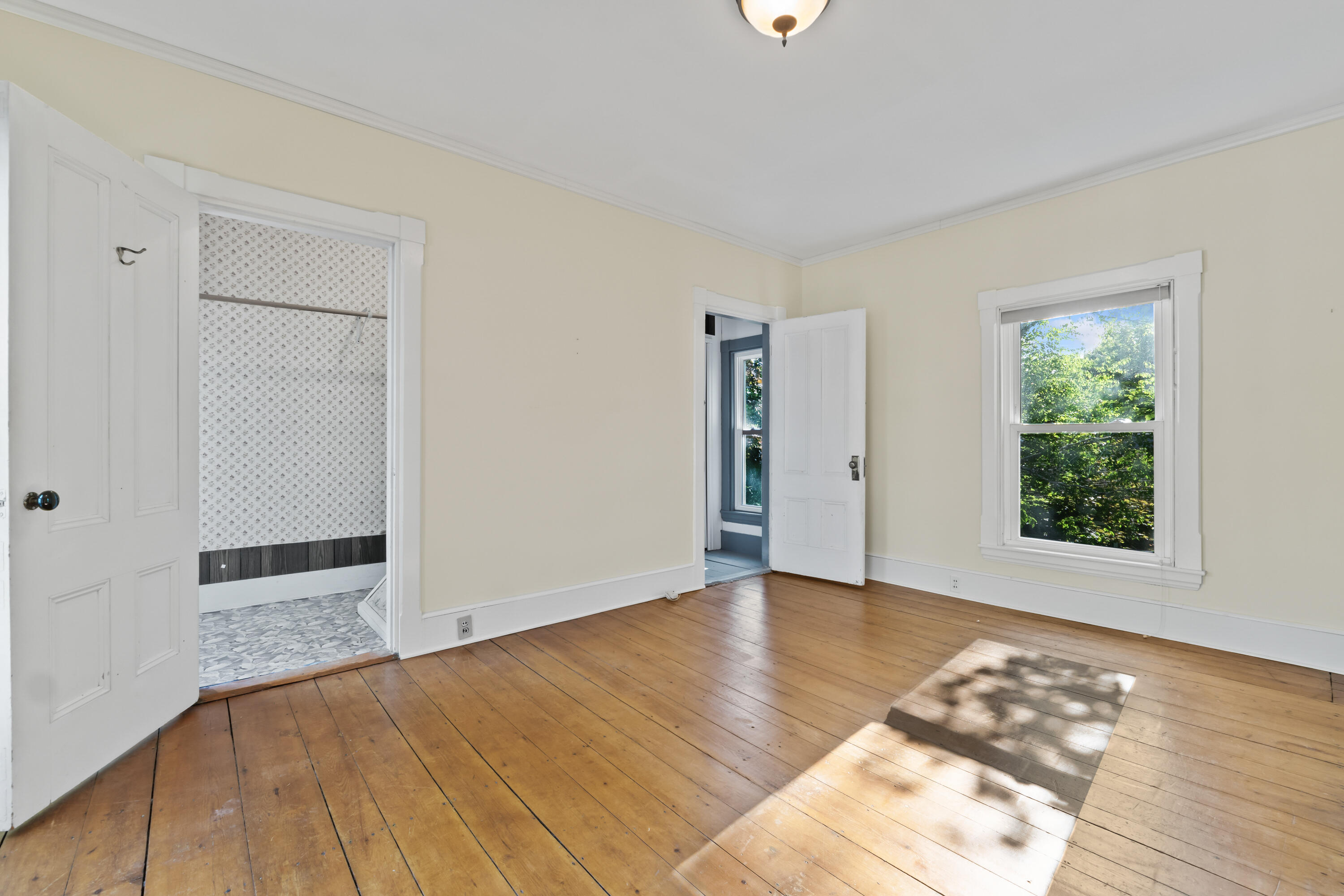 11 Center Street Richmond ME 04357