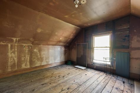 11 Center Street Richmond ME 04357