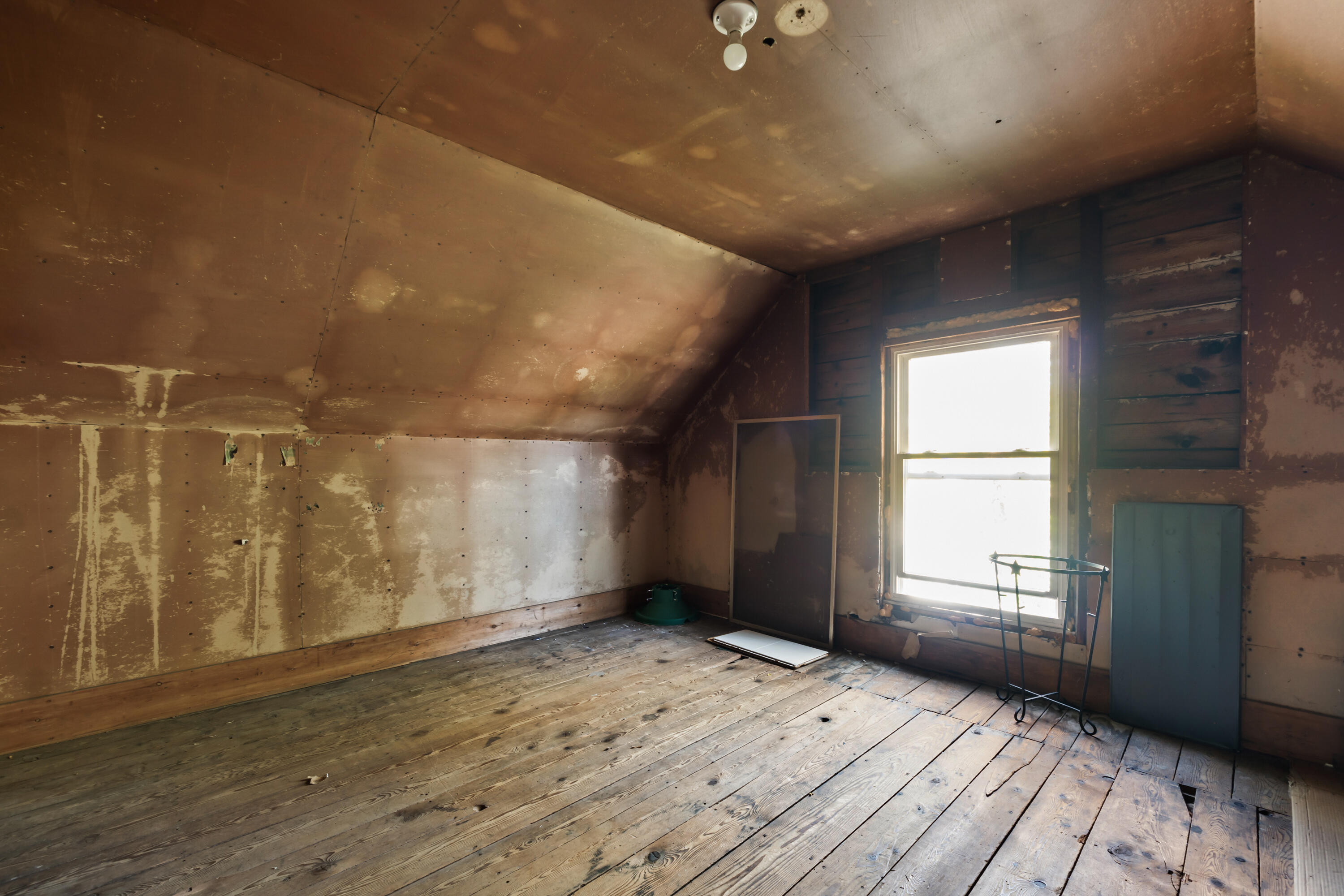 11 Center Street Richmond ME 04357