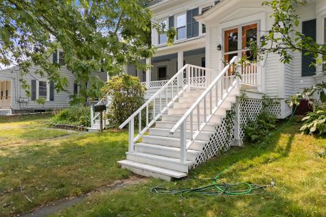 11 Center Street Richmond ME 04357