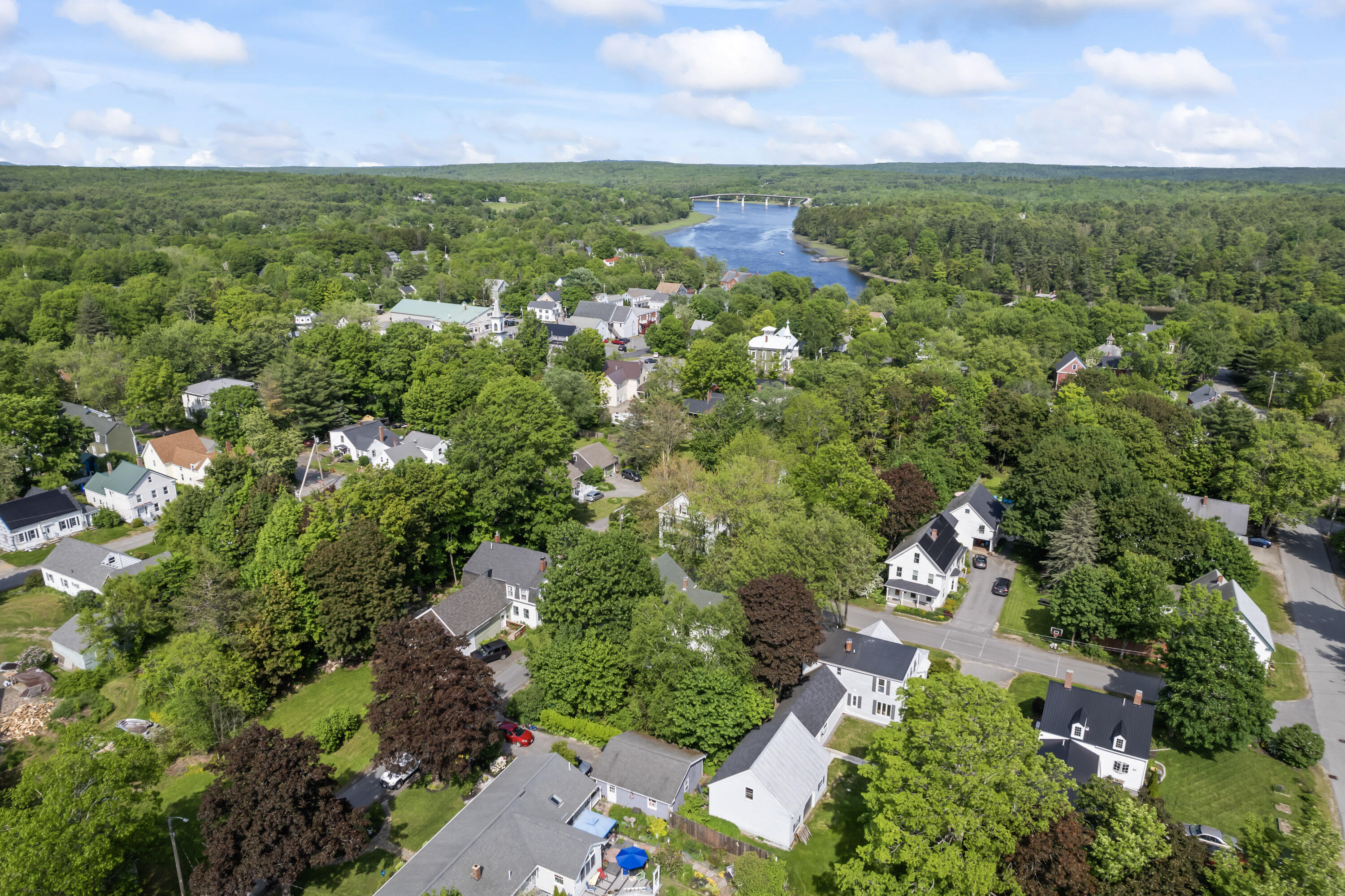 11 Center Street Richmond ME 04357