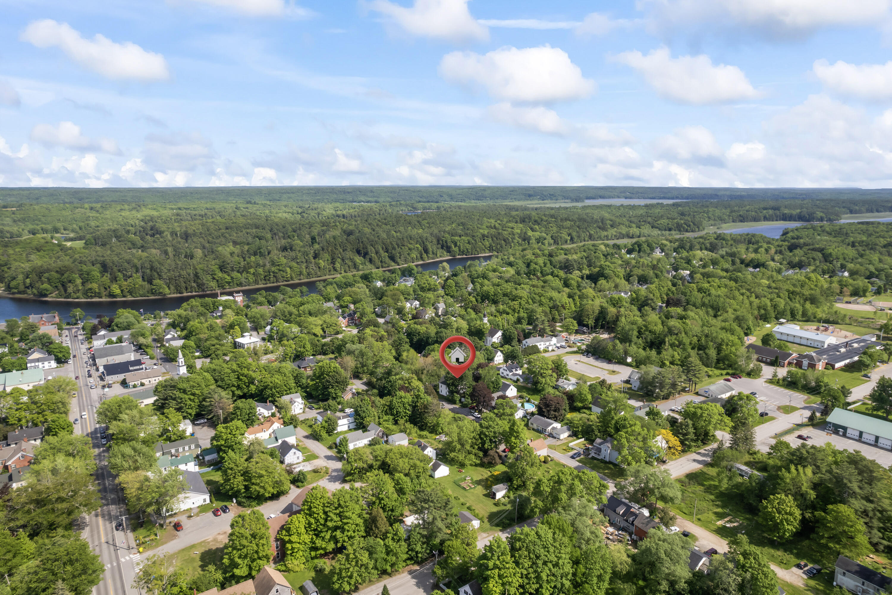 11 Center Street Richmond ME 04357