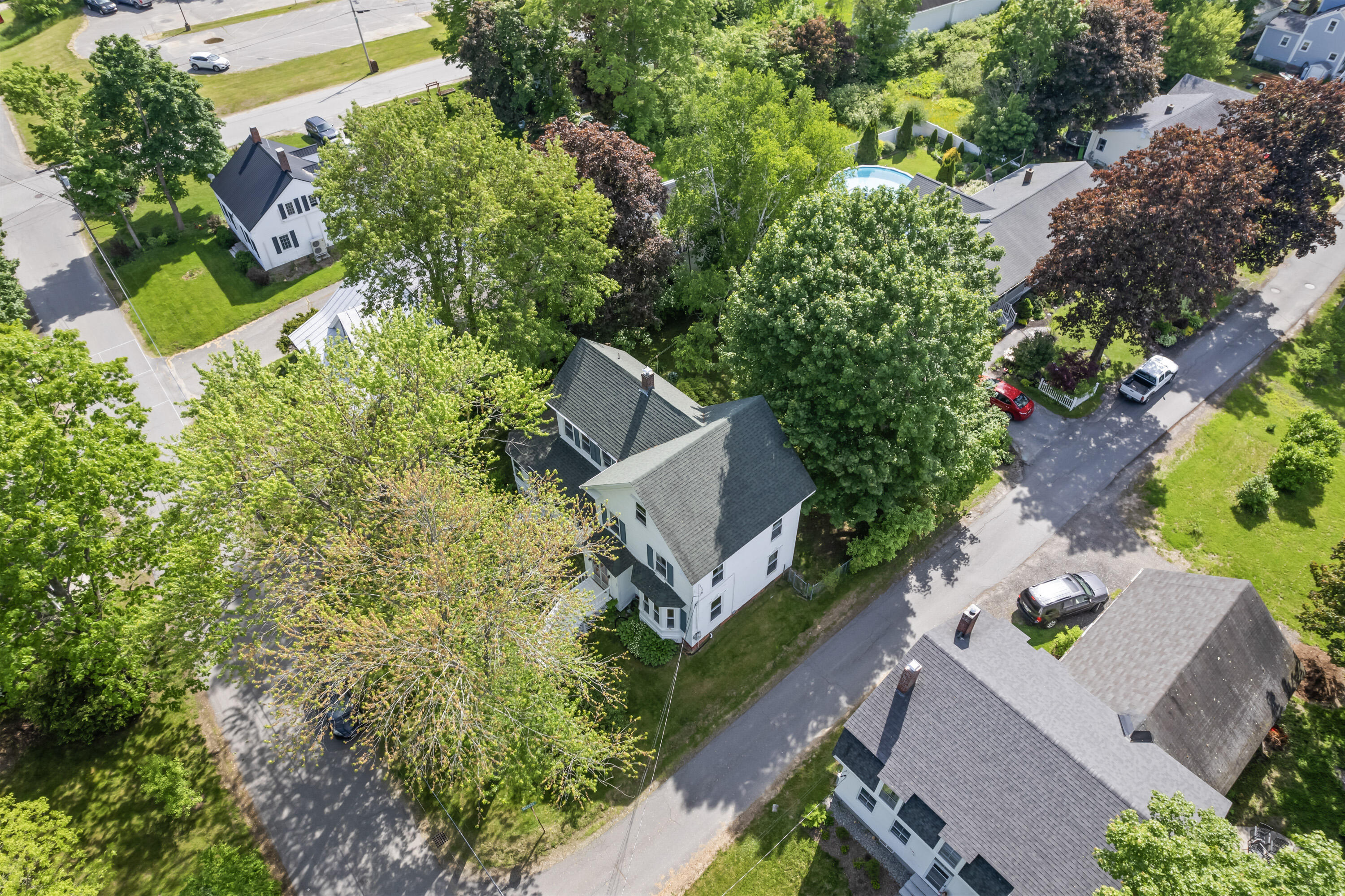 11 Center Street Richmond ME 04357