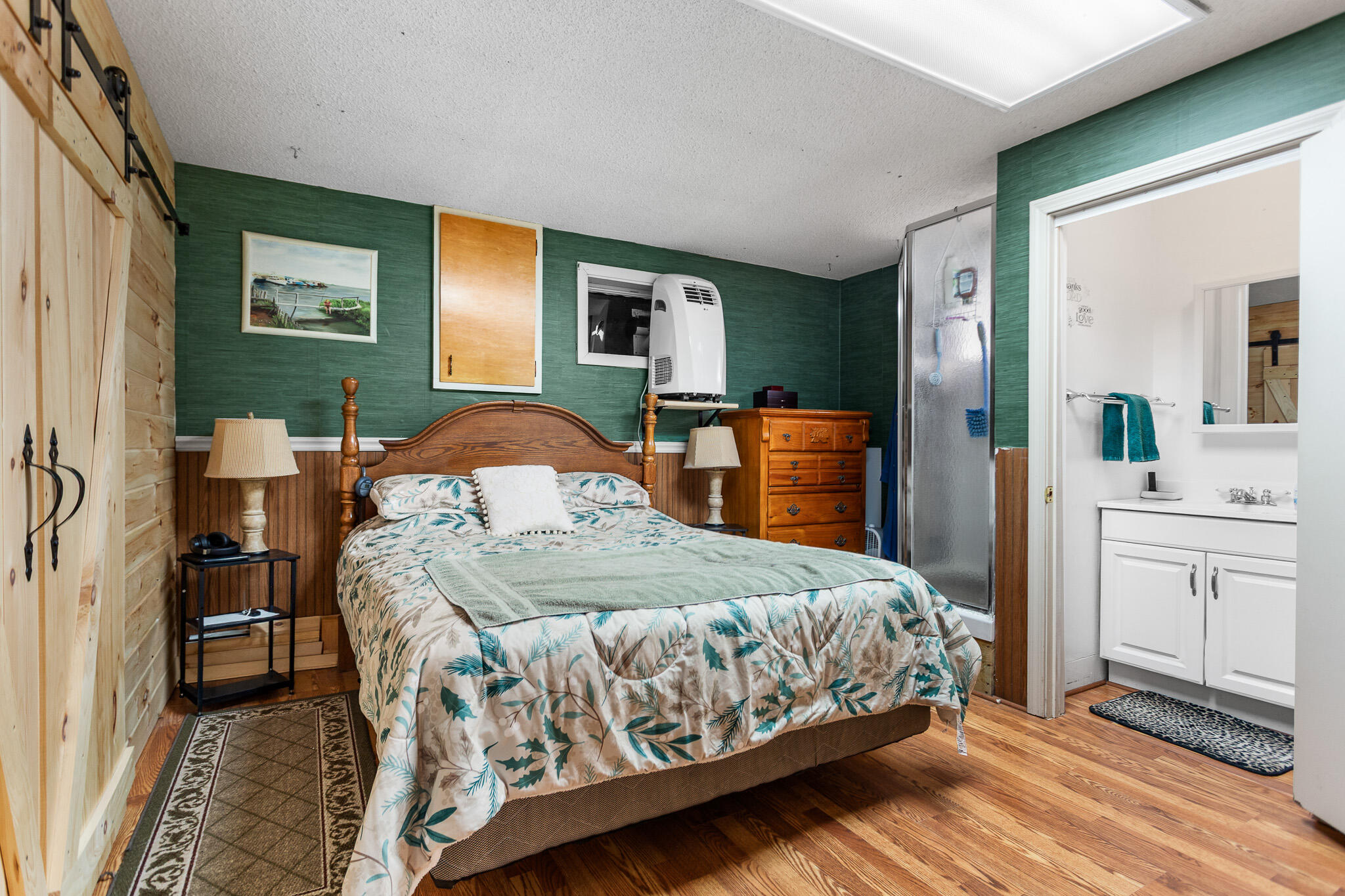 1782 Pushaw Road Glenburn ME 04401