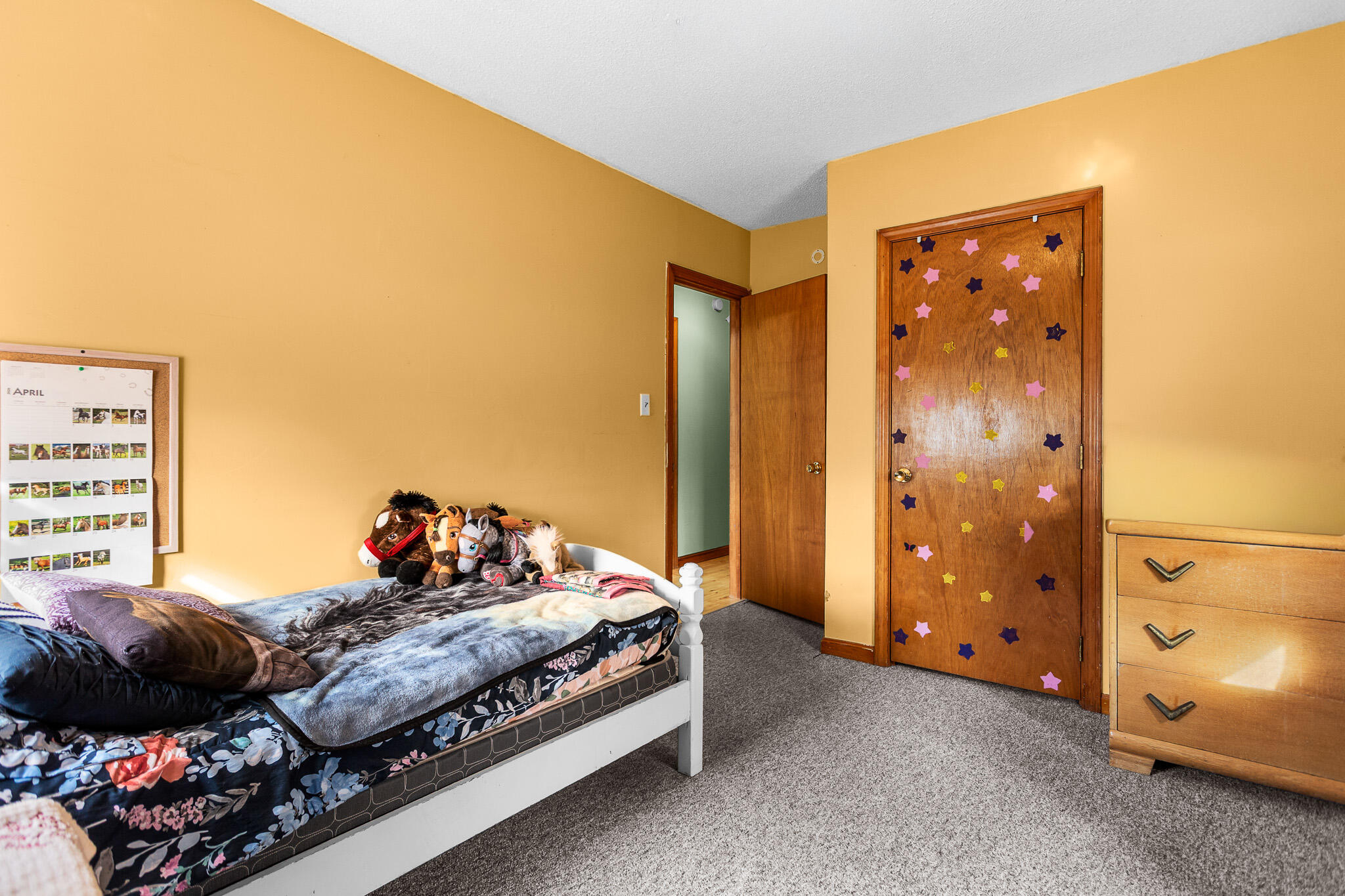 1782 Pushaw Road Glenburn ME 04401