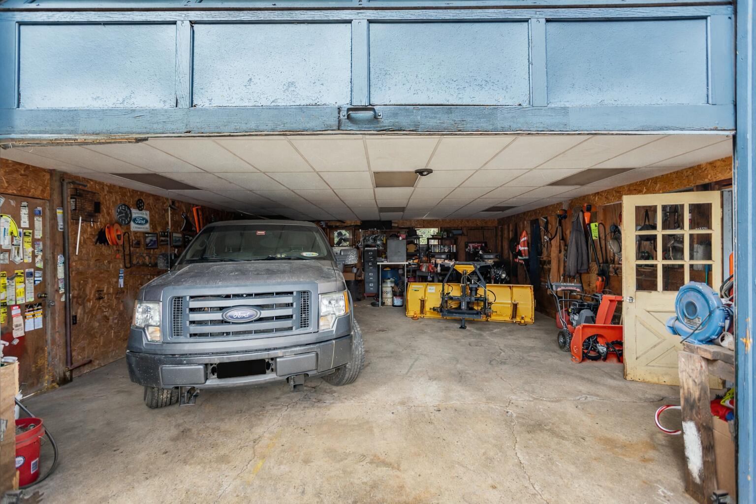 1782 Pushaw Road Glenburn ME 04401