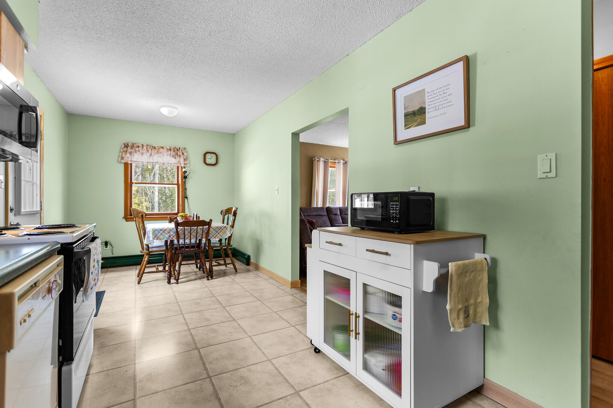 1782 Pushaw Road Glenburn ME 04401