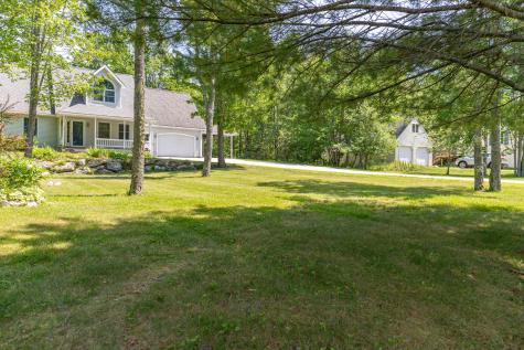 26 Spruce Street Bucksport ME 04416