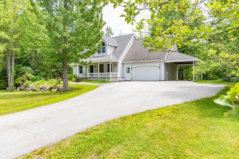 26 Spruce Street Bucksport ME 04416