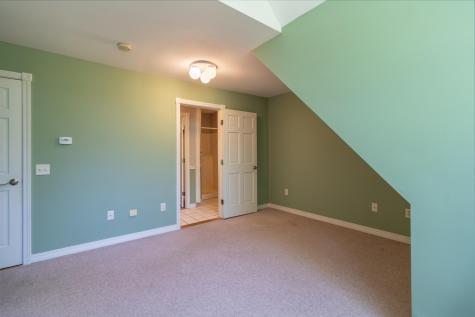 26 Spruce Street Bucksport ME 04416