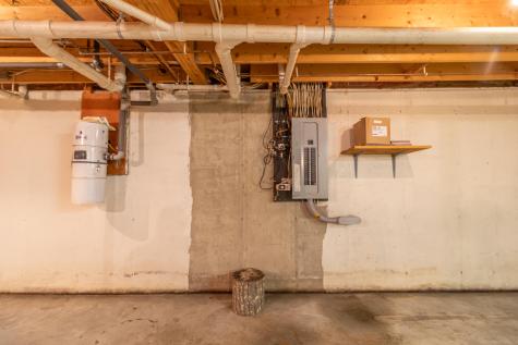 26 Spruce Street Bucksport ME 04416