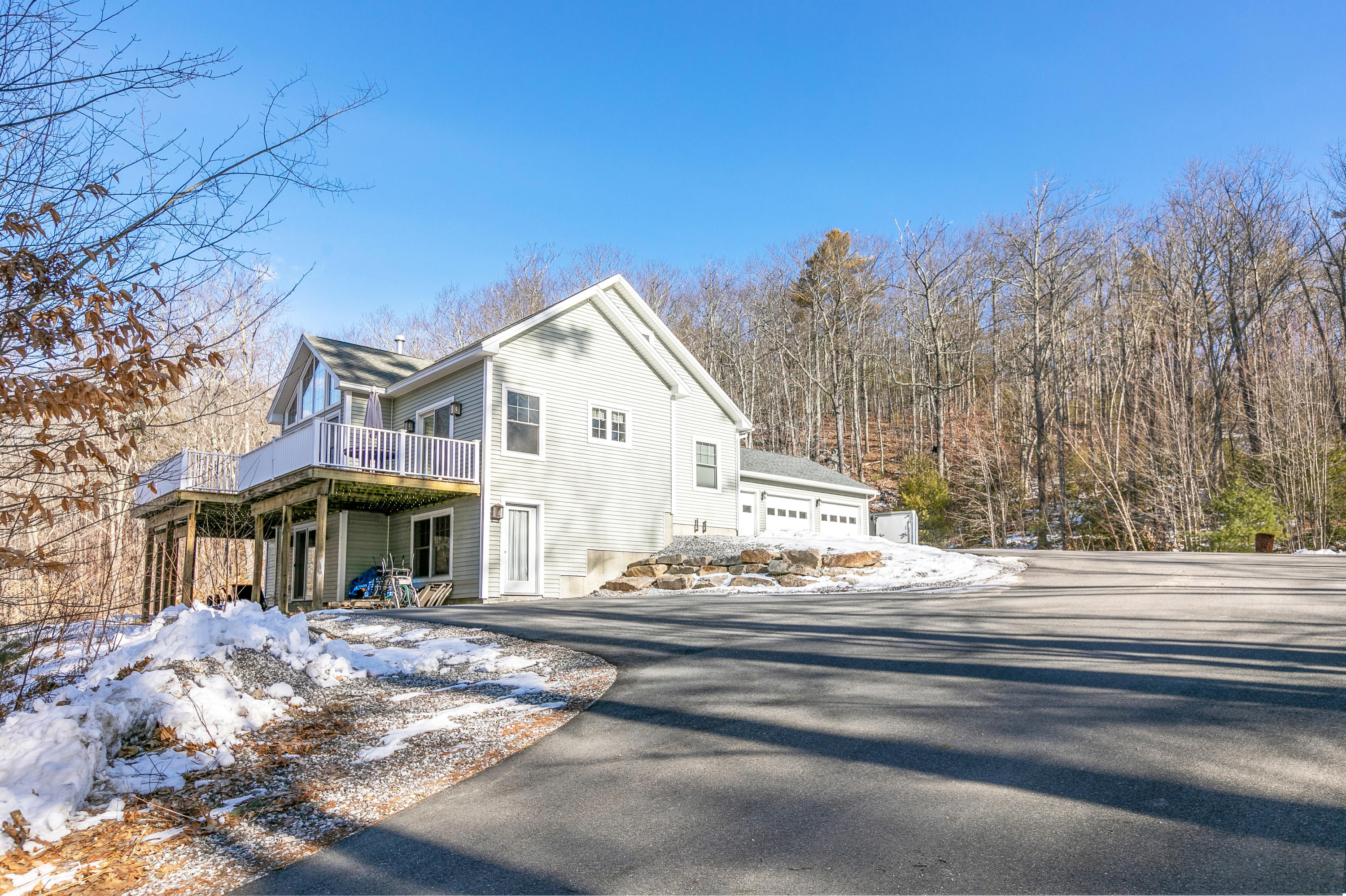 146 Lord Road Casco ME 04015